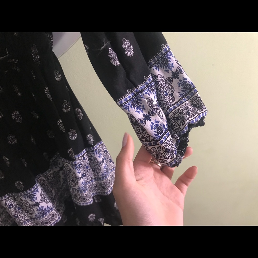 Romper - Picture 3 of 4